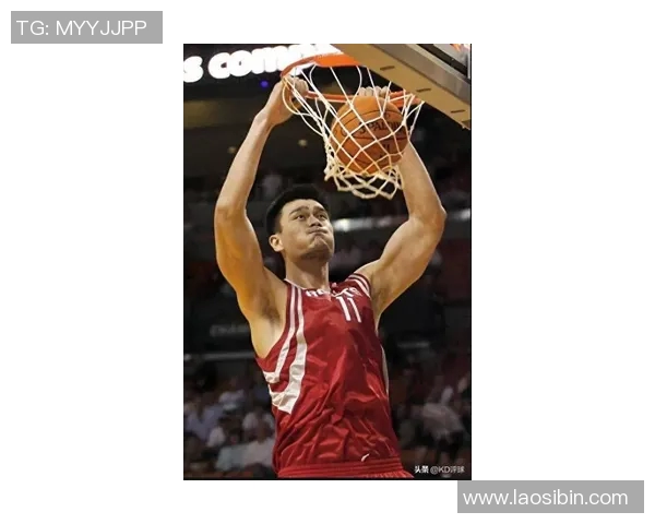 姚明挑战极限运动展现跨栏跑步的风采与激情 姚明挑战极限运动展现跨栏跑步的风采与激情