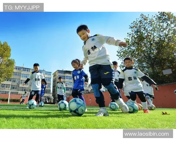 巴西现代足球明星盘点：谁是当今绿茵场上的璀璨之星