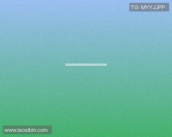 足球明星走进乡村与农民共同踢球展现友谊与热爱运动的精彩瞬间 足球明星走进乡村与农民共同踢球展现友谊与热爱运动的精彩瞬间